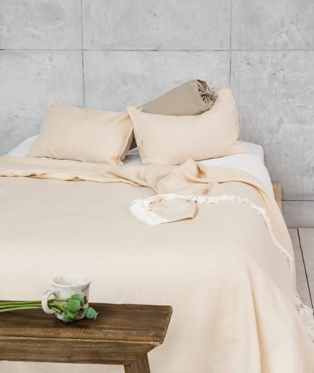 Linen Throws