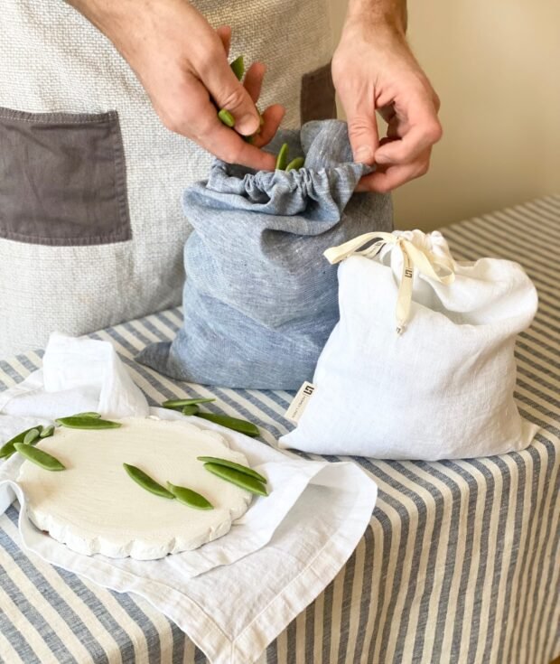 blue melange linen bread bag